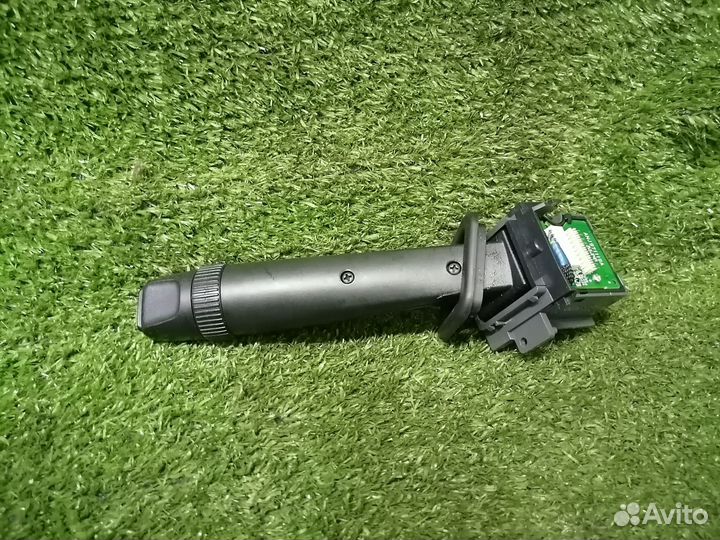 Переключатель подрулевой (дворников) 30768100 Volv