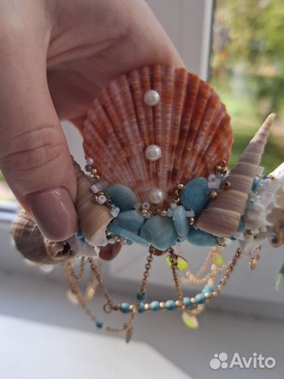 Корона из ракушек
