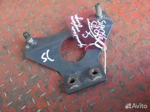 Кронштейн подвесного подшипника Scania