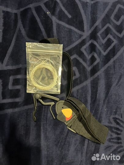 Акустическая гитара