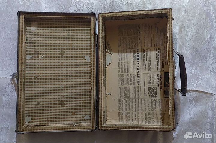 Чемоданы времен СССР