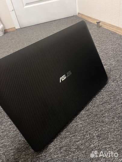 Ноутбук asus x554l