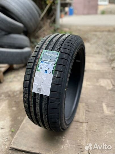 Tristar SportPower 2 245/40 R20 99Y