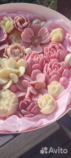 Букет цветы в коробке