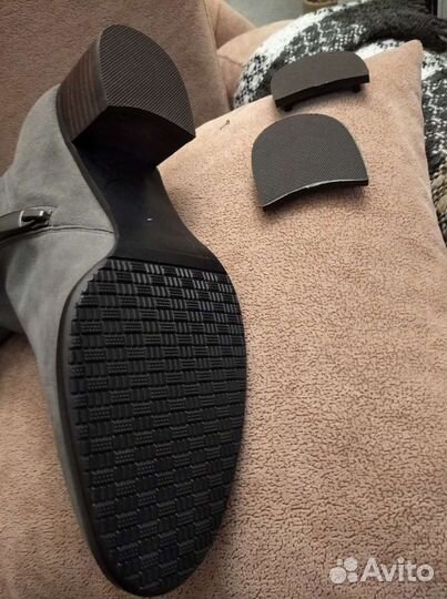 Зимние женские сапоги 37