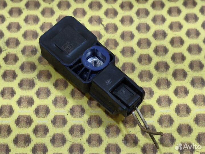 Датчик удара airbag SRS левый Renault Koleos HY0