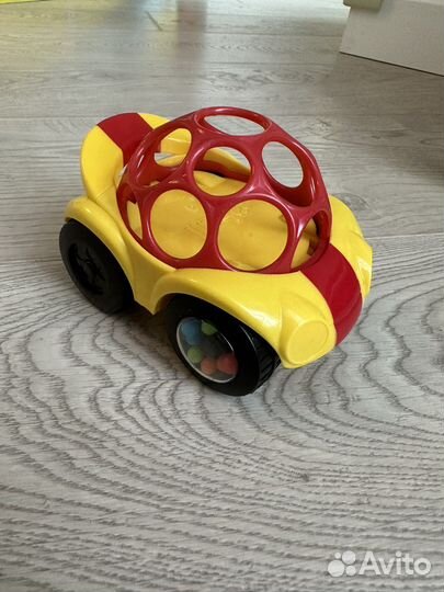 Машинка Oball Развивающие игрушки