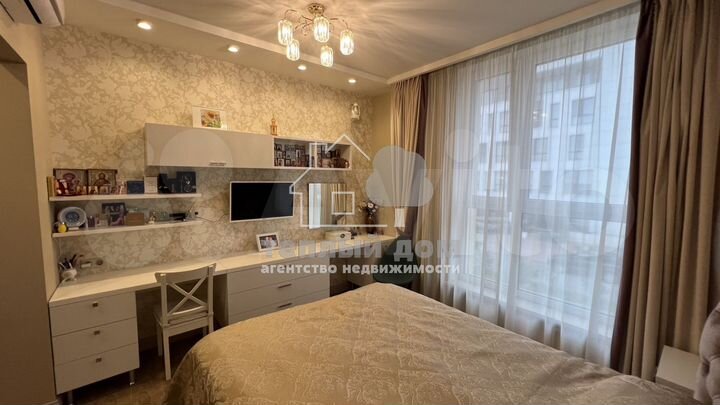 3-к. квартира, 84,5 м², 2/5 эт.