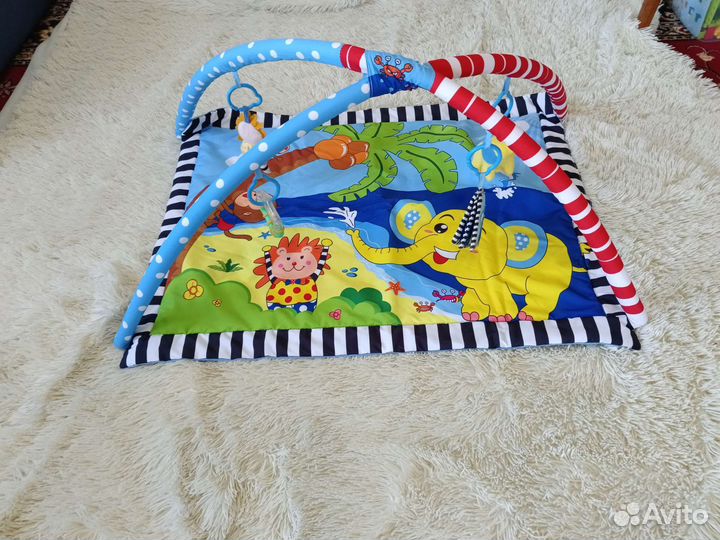 Развивающийся коврик