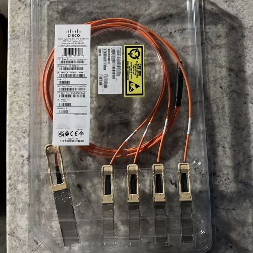 [QSFP-4X10G-AOC1M] Трансивер Оптический Cisco Новый Qsfp-4x10g-Aoc1m