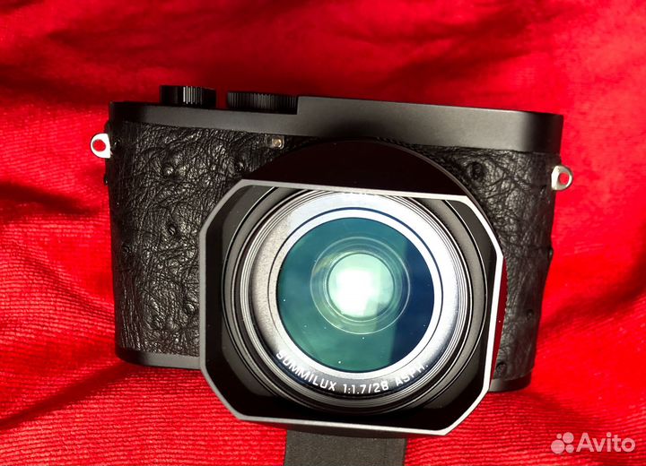 Leica Q,Q2,Q3 :замена шкурки