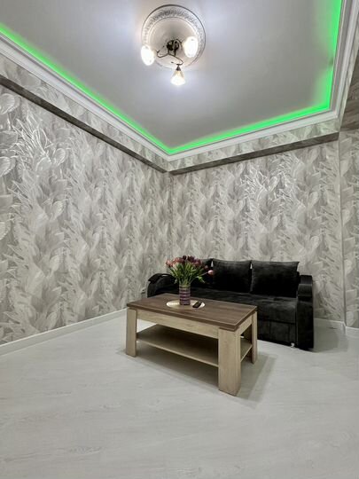 2-к. квартира, 65 м², 4/10 эт.