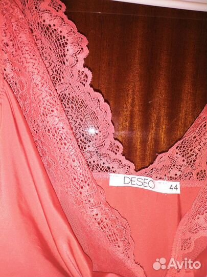 Женская одежда: боди, футболки