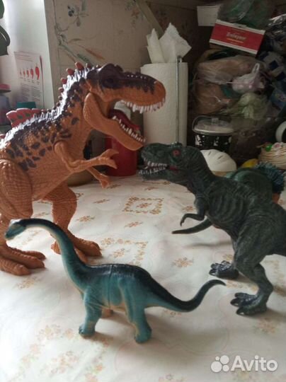 Динозавры пластик