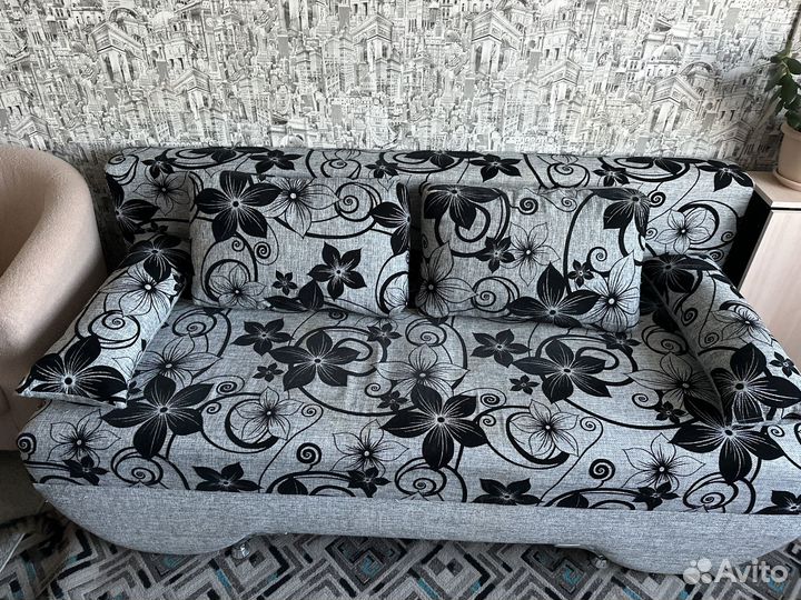 Диван и 2 кресла