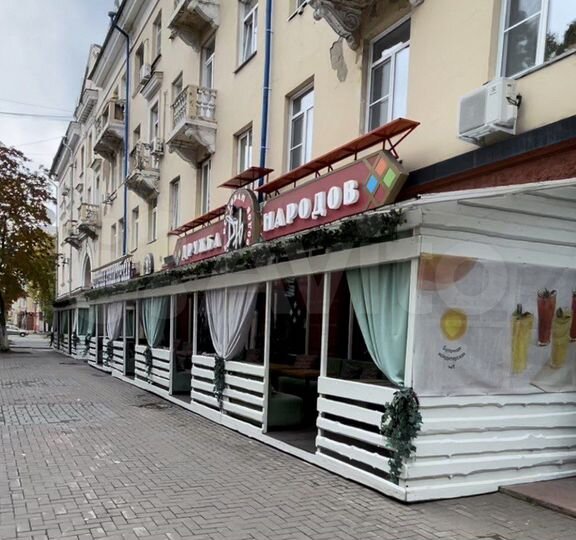 Общепит, 605 м²