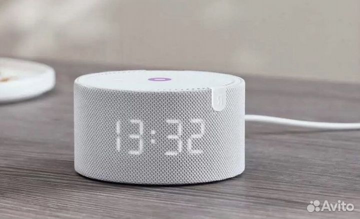 Яндекс станция Мини с часами