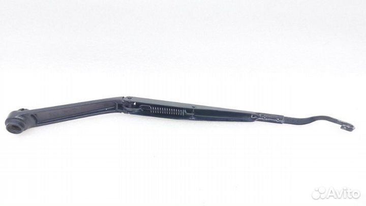 Поводок стеклоочистителя передний левый Kia K5 DL3