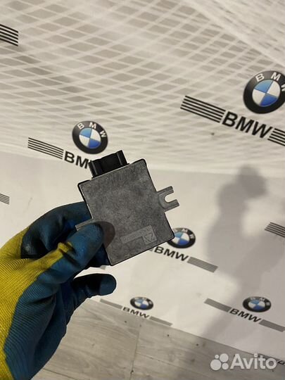 Блок управления бензонасоса BMW G30