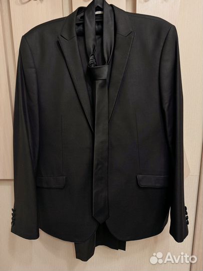 Мужской классический костюм