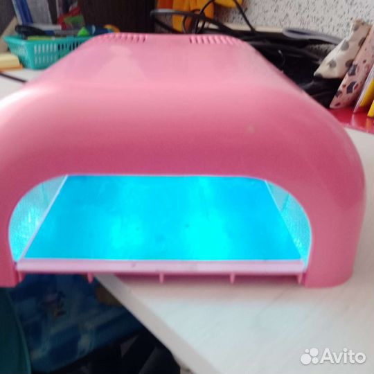 Лампа для ногтей