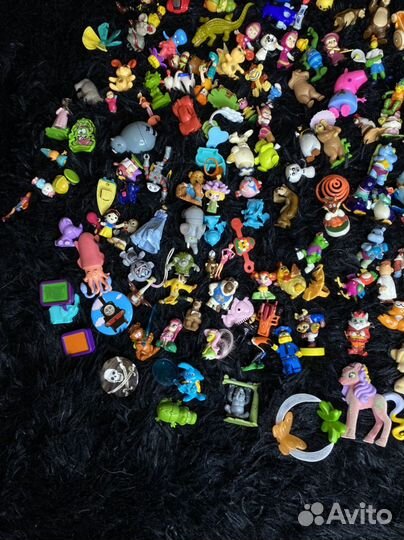 Игрушки киндер сюрприз