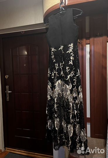 Вечернее платье