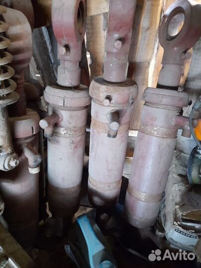 Цилиндр гидравлический