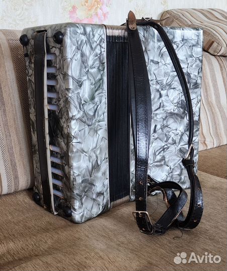 Аккордеон Weltmeister Stella 3/4