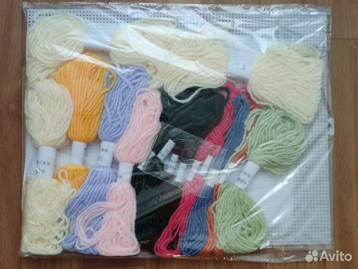 Наборы для вышивки на пластиковой канве