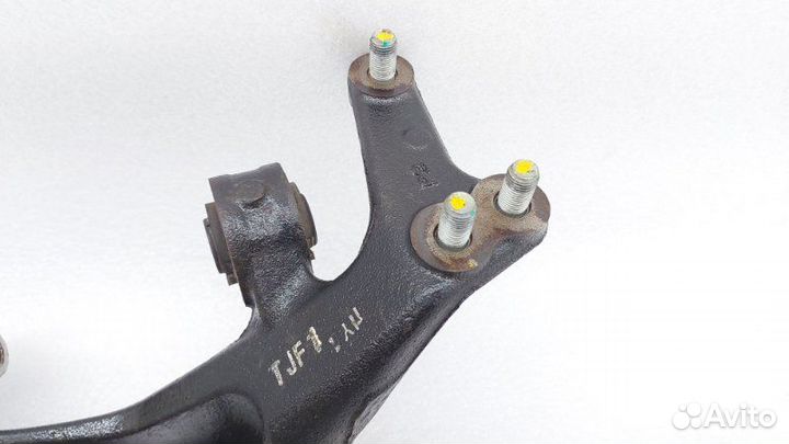 Кулак поворотный задний правый Kia K5 DL3 G4NA