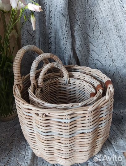 Корзина плетеная большая