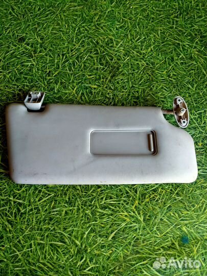 Козырек солнцезащитный правый для Форд Фокус 1