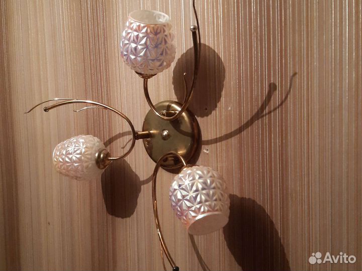 Три Люстра потолочная