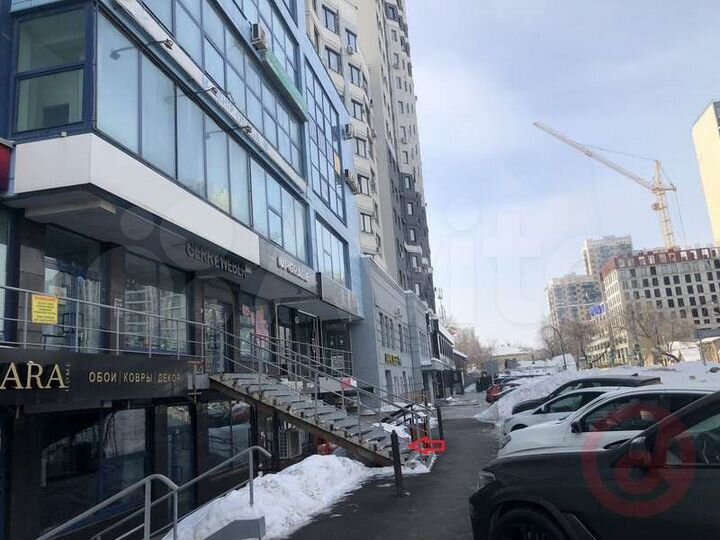 Сдам торговое помещение, 167 м²