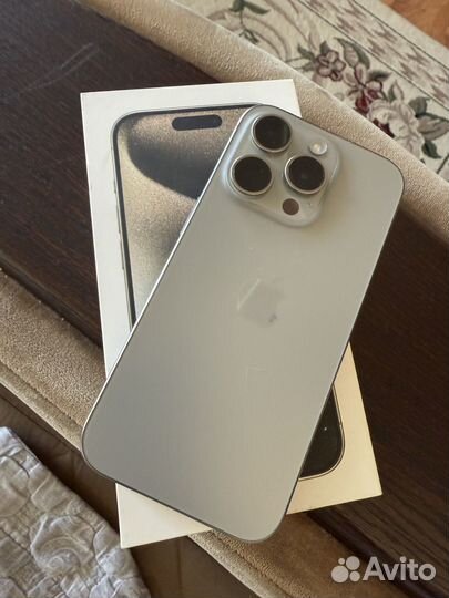 iPhone 15 Pro, 256 ГБ