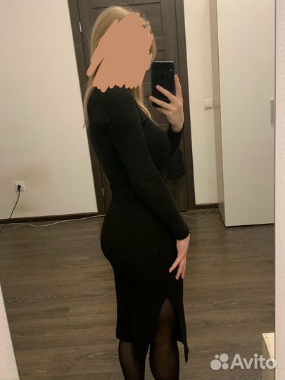 Платье обтягивающее миди