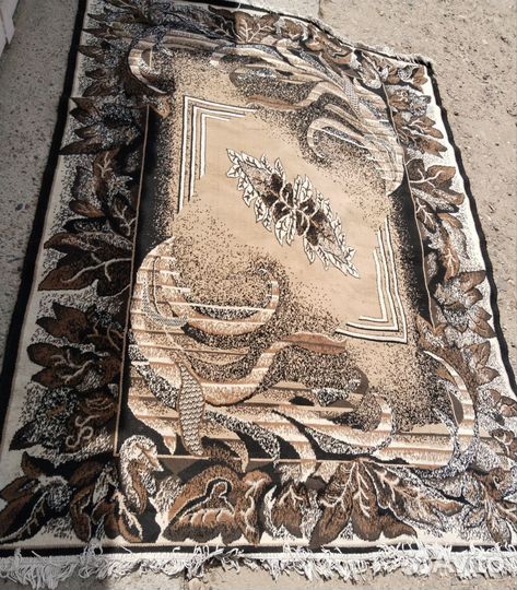 Ковер шерстяной