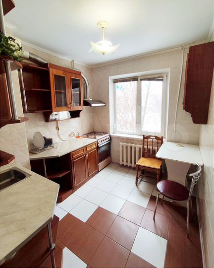 2-к. квартира, 49 м², 1/9 эт.