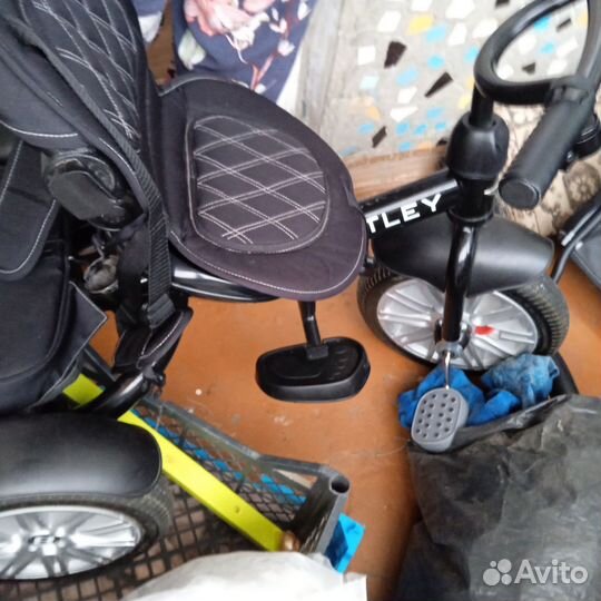 Велосипед трехколесный bentley