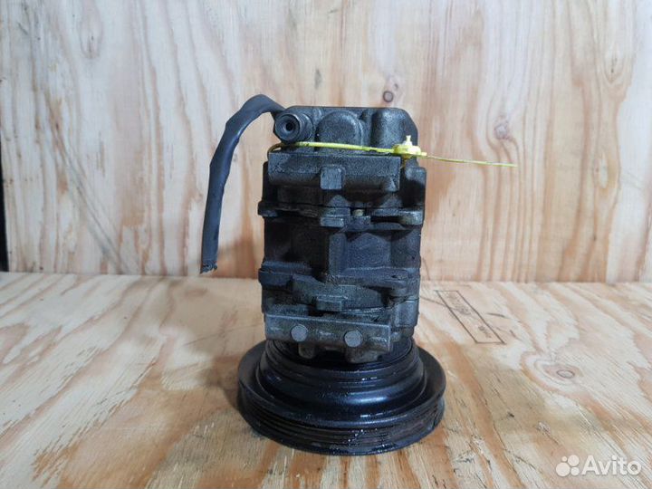 Компрессор кондиционера Toyota Corolla EE111 4EFE