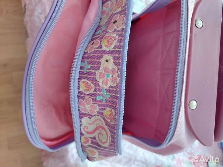 Чемодан рюкзак для девочки 28 см на 35 см в от.сос
