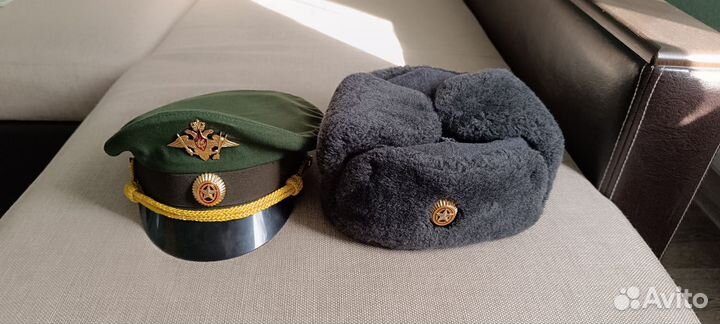 Военная офисная фуражка и шапка
