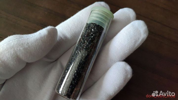 Антикварный чёрный бисер 19 век