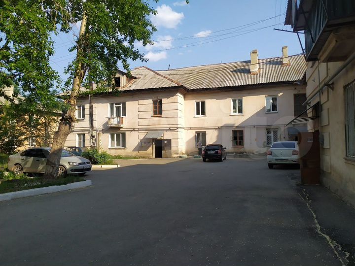 2-к. квартира, 60,2 м², 1/2 эт.