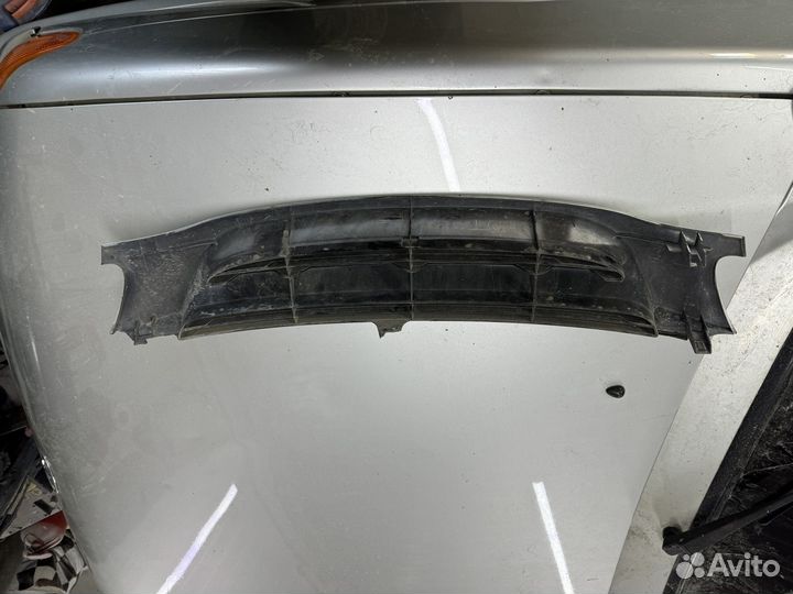 Решотка радиатора тойота калдина