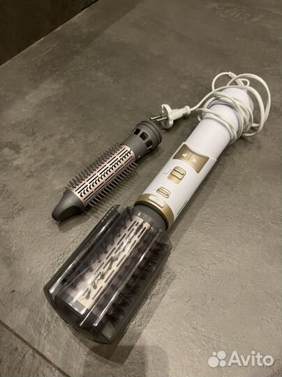 Фен-щетка для волос Philips HP8664/00