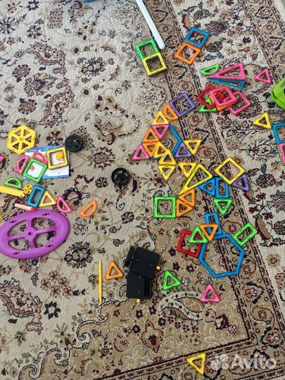 Магнитный конструктор 100 деталей