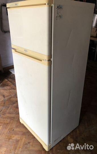 Холодильник бу стинол