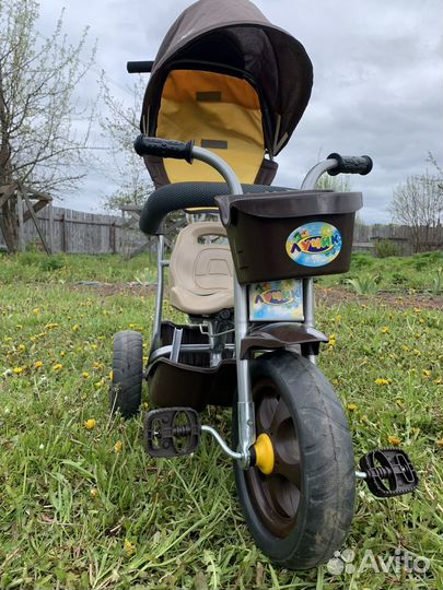 Детский велосипед с ручкой